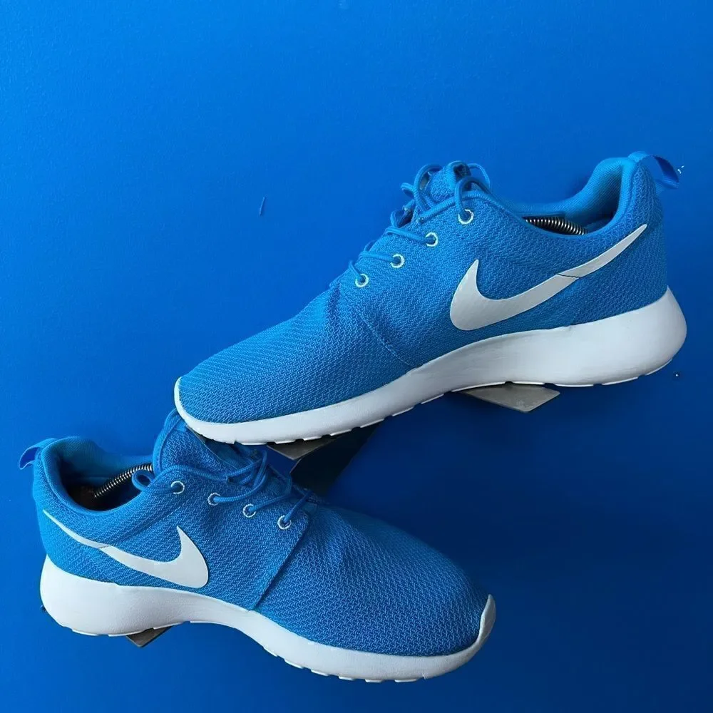 EUC Authentic Nike Rosherun Blue Hero/Sail 511881 411 US 11